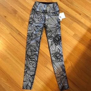 BY Flip It & Reverse It High Waist Leggings